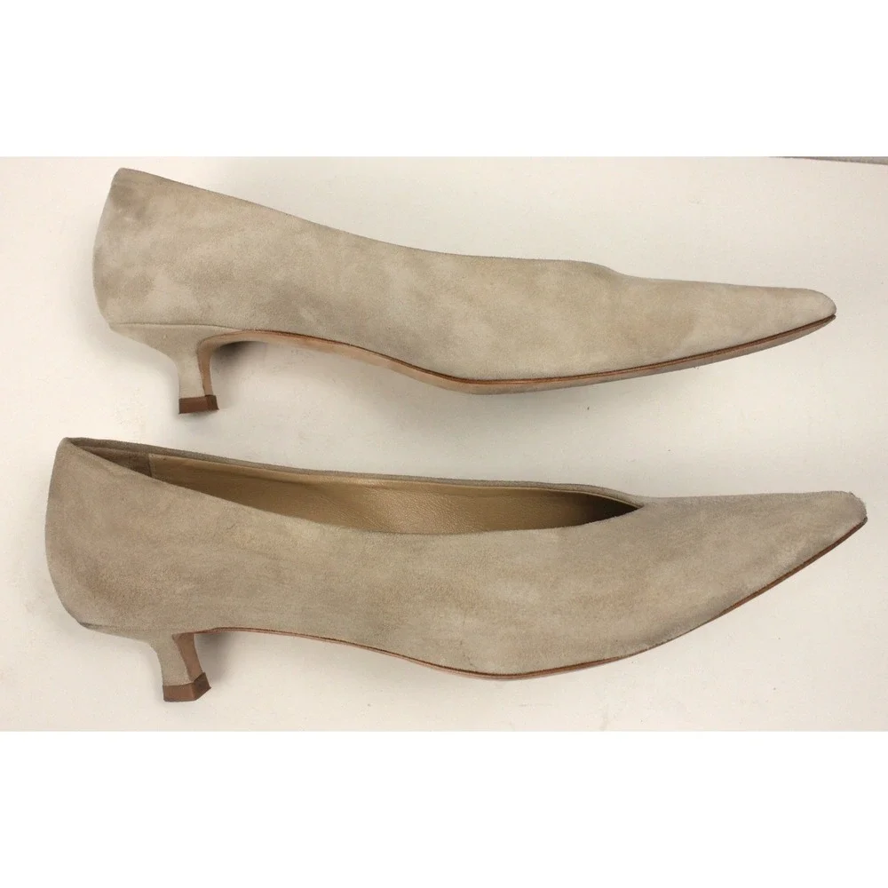 M.Gemi The Marzia 35 Pumps 38.5 Light Oatmeal Suede Pointed Toe Kitten Heel